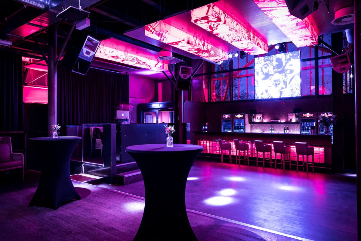 Club area at the Seifenfabrik location - ideal for company parties with a DJ.